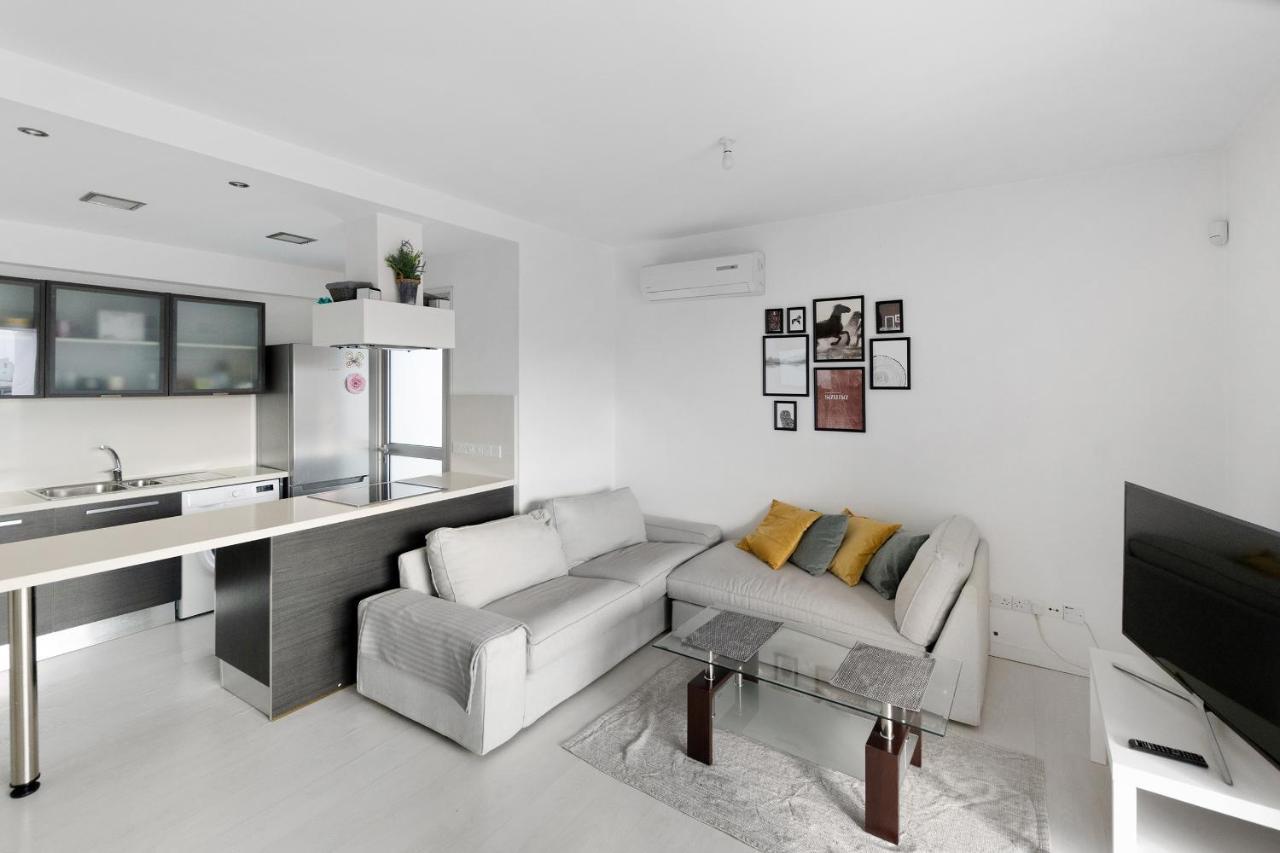 Glabur Stays - The Fabulous 2 Bdr - Nicosia City, Free Parking & Wifi, Welcomes You!!! Zewnętrze zdjęcie